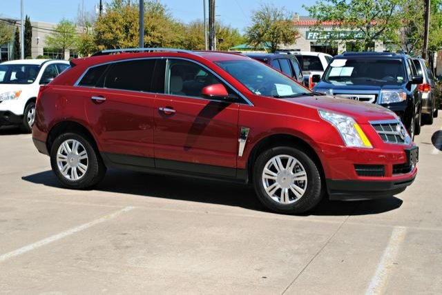 Cadillac SRX 2011 photo 1