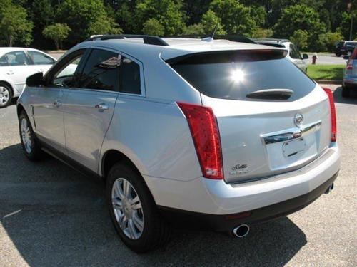 Cadillac SRX 2011 photo 2