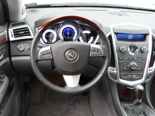 Cadillac SRX 2011 photo 4