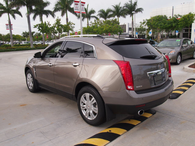Cadillac SRX 2011 photo 4