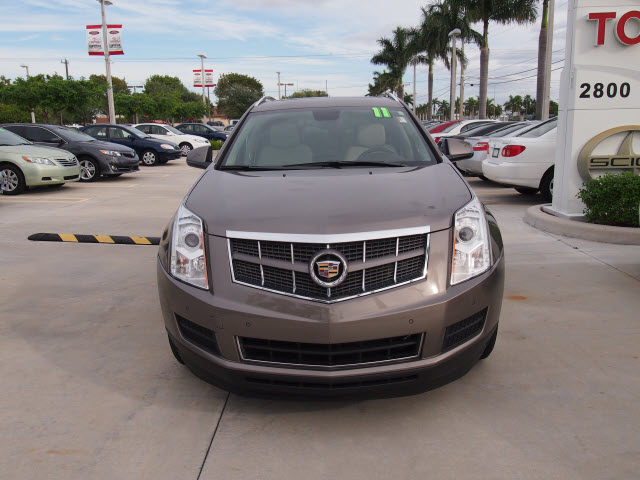 Cadillac SRX 2011 photo 5