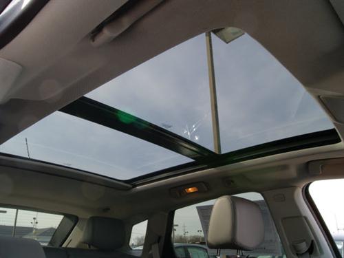 Cadillac SRX 2011 photo 3