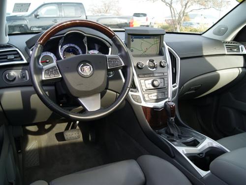 Cadillac SRX 2011 photo 4