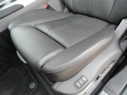 Cadillac SRX 2011 photo 1