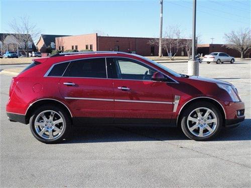 Cadillac SRX 2011 photo 1