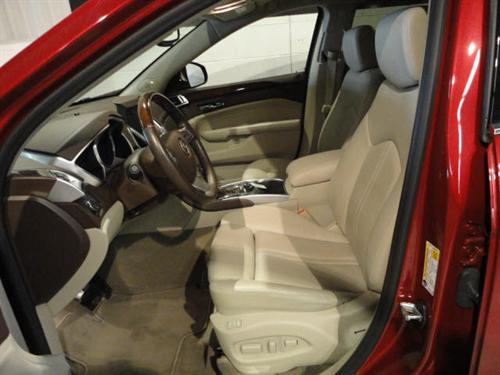 Cadillac SRX 2011 photo 1