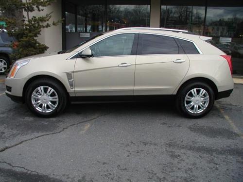 Cadillac SRX 2011 photo 2