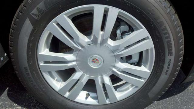 Cadillac SRX 2011 photo 4