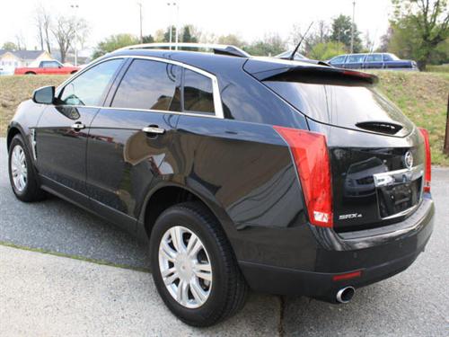 Cadillac SRX 2011 photo 1