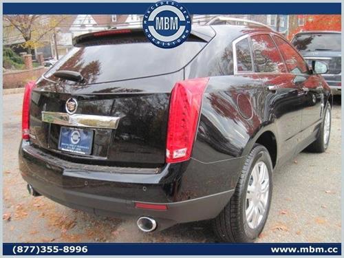 Cadillac SRX 2011 photo 2