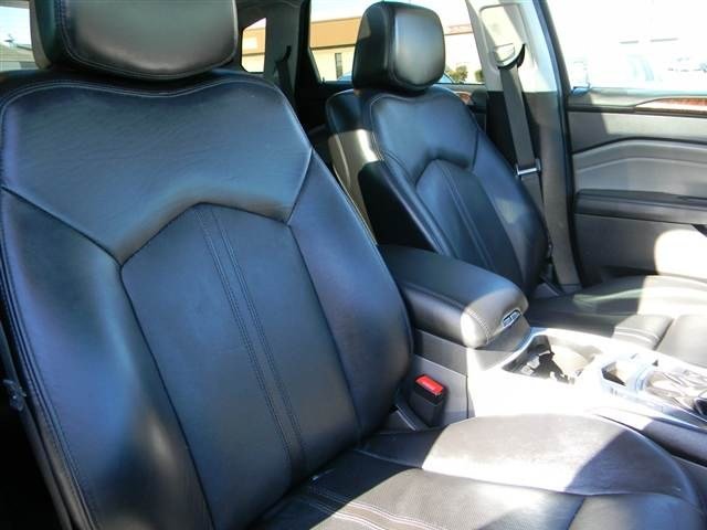 Cadillac SRX 2011 photo 5