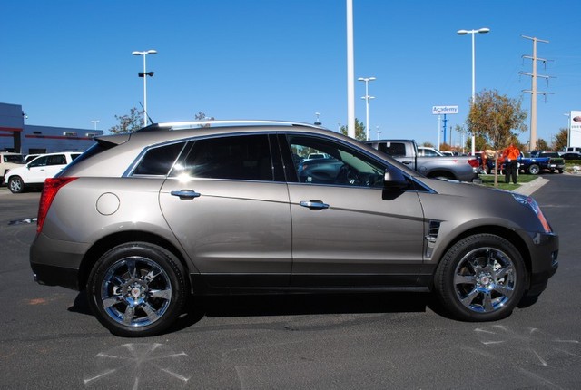 Cadillac SRX 2011 photo 5