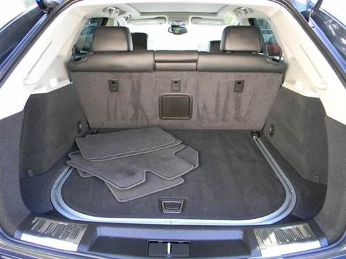 Cadillac SRX 2011 photo 1