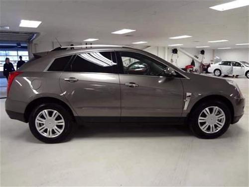 Cadillac SRX 2011 photo 2
