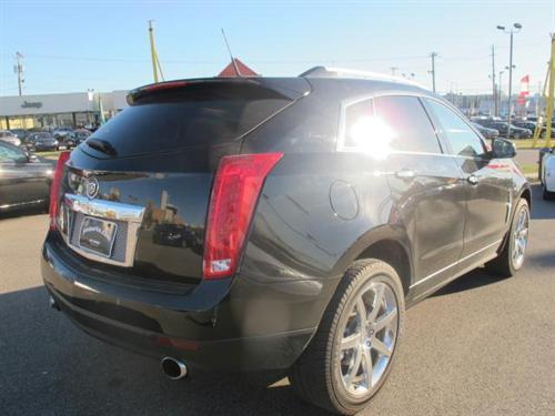 Cadillac SRX 2011 photo 2