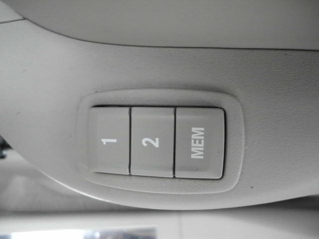 Cadillac SRX SE V6 LTHR Sport Utility