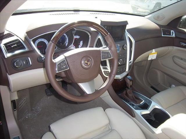 Cadillac SRX 2011 photo 1