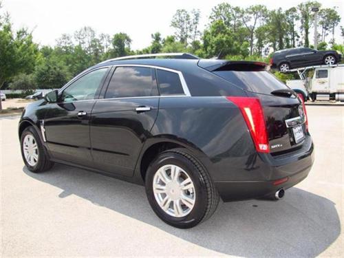 Cadillac SRX 2011 photo 2
