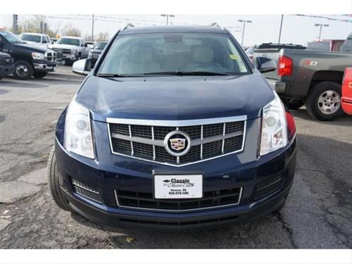 Cadillac SRX 2011 photo 2