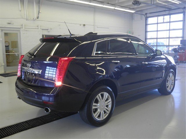Cadillac SRX 2011 photo 2