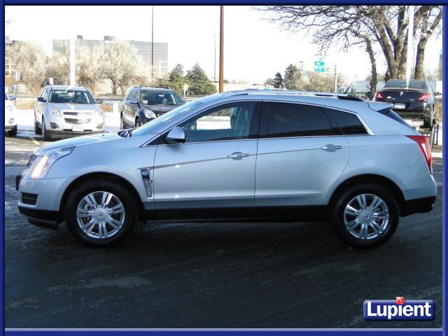 Cadillac SRX 2011 photo 3