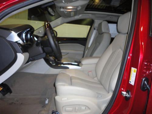 Cadillac SRX 2011 photo 4