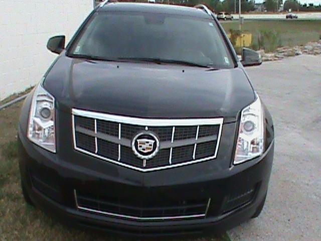 Cadillac SRX 2011 photo 1