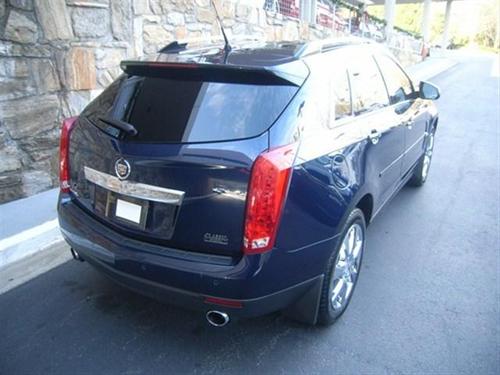 Cadillac SRX 2011 photo 2
