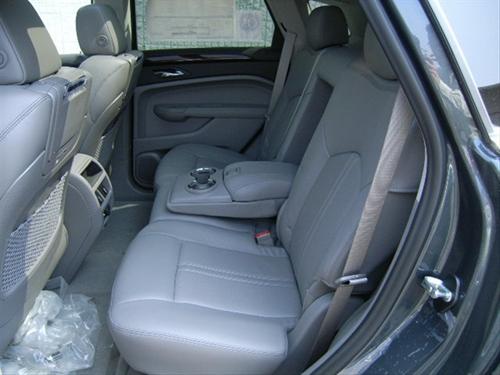 Cadillac SRX 2011 photo 1