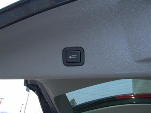 Cadillac SRX 2011 photo 3