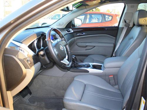 Cadillac SRX 2011 photo 1