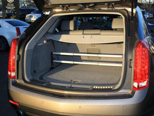 Cadillac SRX 2011 photo 3