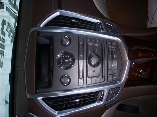Cadillac SRX 2011 photo 5