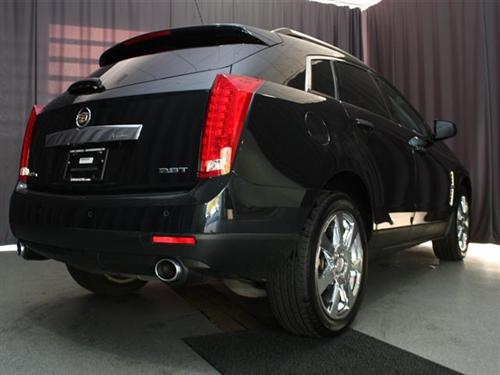Cadillac SRX 2011 photo 2