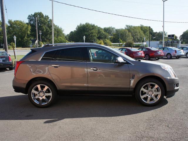 Cadillac SRX 2011 photo 5