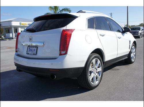 Cadillac SRX 2011 photo 1