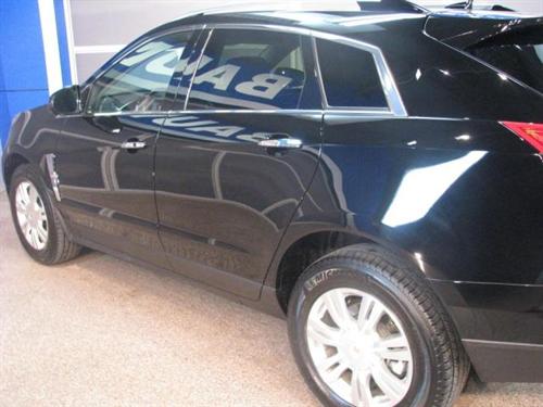 Cadillac SRX 2011 photo 2