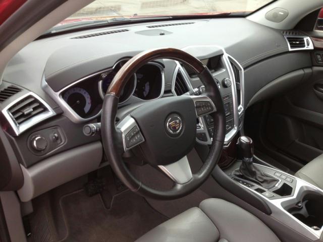 Cadillac SRX 2012 photo 22