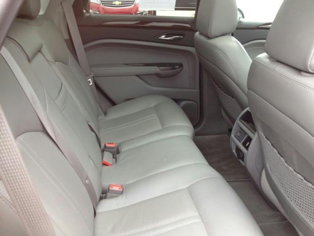 Cadillac SRX 2012 photo 8