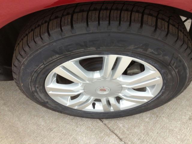 Cadillac SRX 2012 photo 9