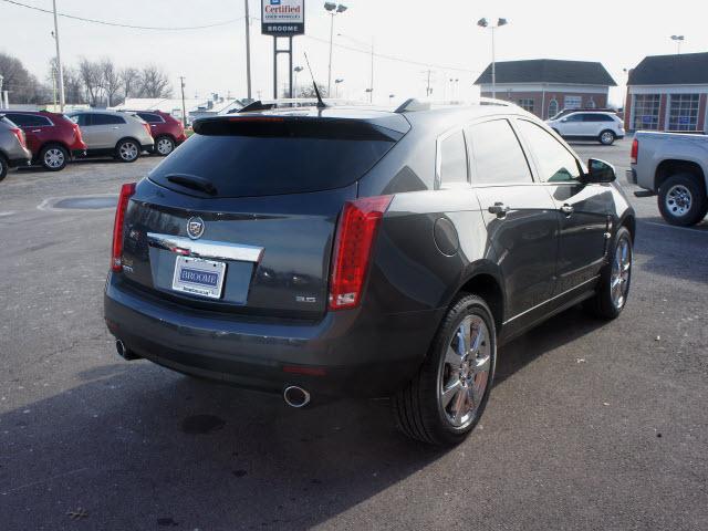 Cadillac SRX 2012 photo 1
