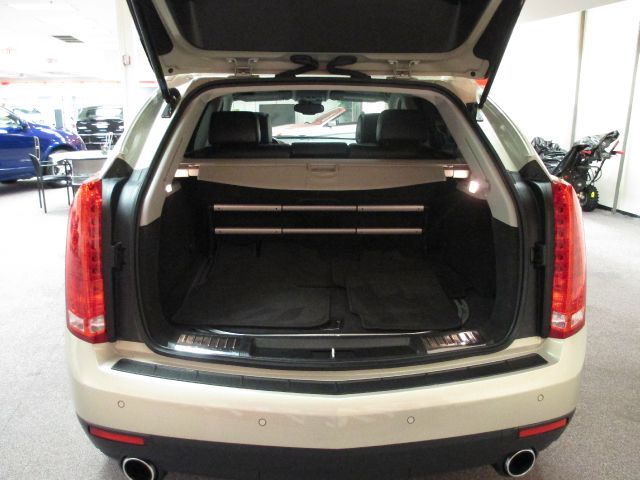 Cadillac SRX Premiere SUV