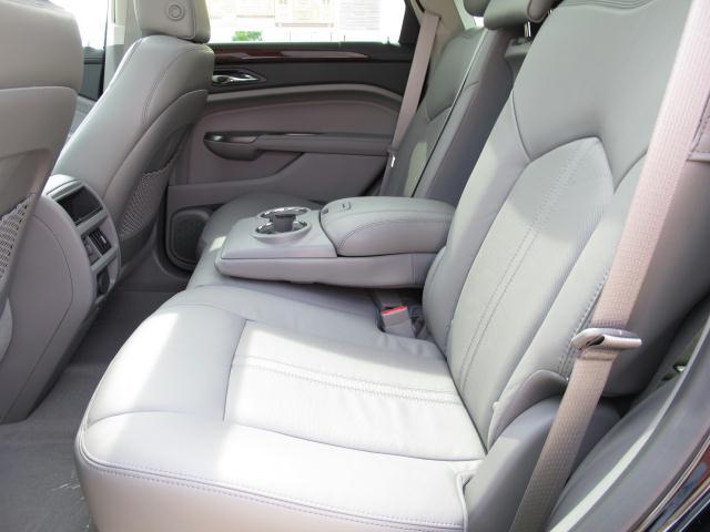 Cadillac SRX Quad Cab Shortbox4x4 Waldoch Sport Utility