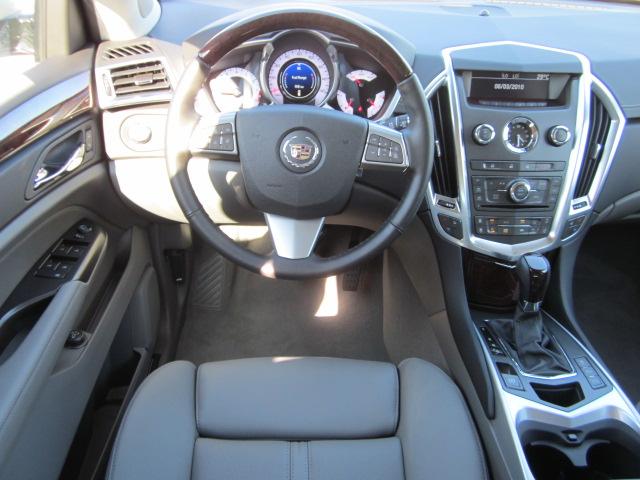 Cadillac SRX 2012 photo 1