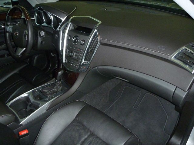 Cadillac SRX 2012 photo 14