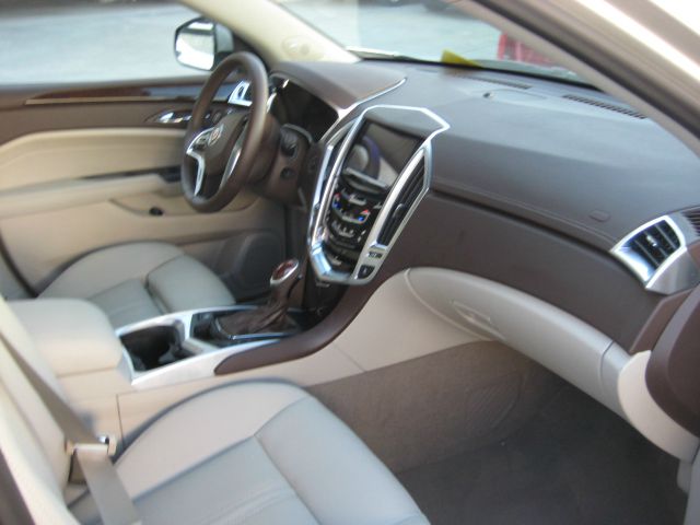 Cadillac SRX 2013 photo 1