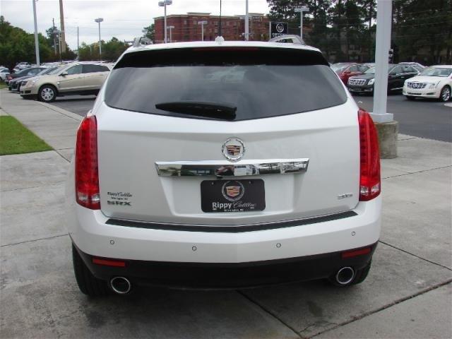 Cadillac SRX 2014 photo 1