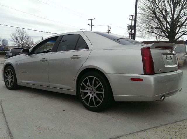 Cadillac STS-V 2006 photo 3