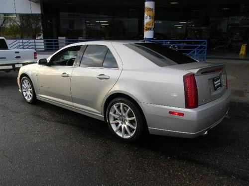 Cadillac STS-V 2007 photo 2