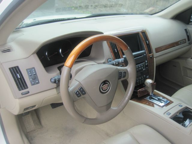 Cadillac STS 2005 photo 1